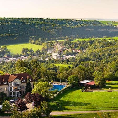 Berghotel Wilhelmsburg Бад-Кёзен Экстерьер фото