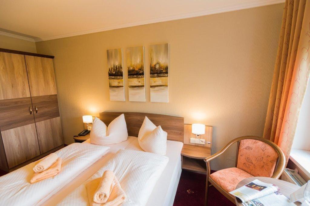 Berghotel Wilhelmsburg Бад-Кёзен Номер фото